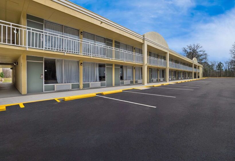 فندق Quality Inn
