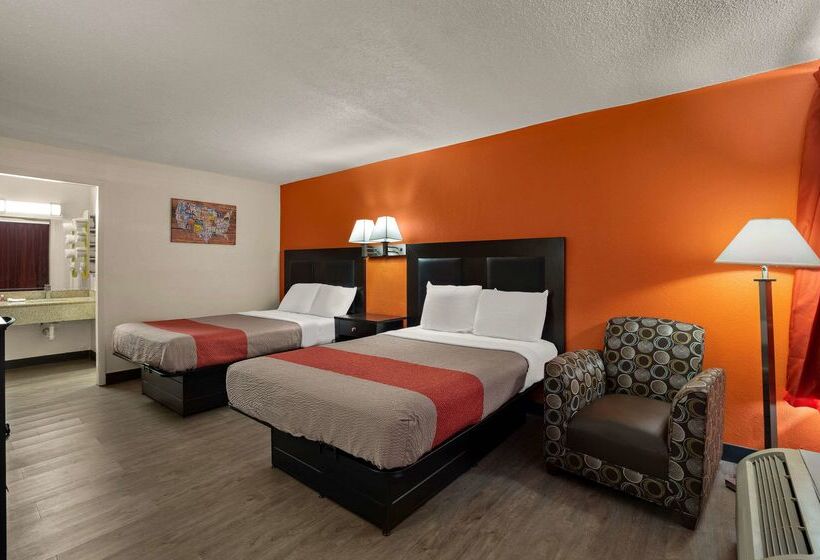 فندق Quality Inn