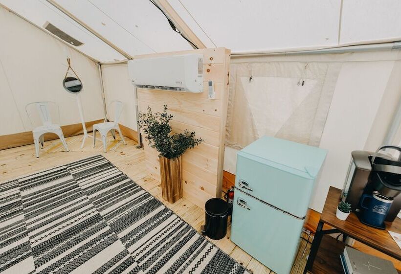 酒店 Timberline Glamping At Unicoi State Park