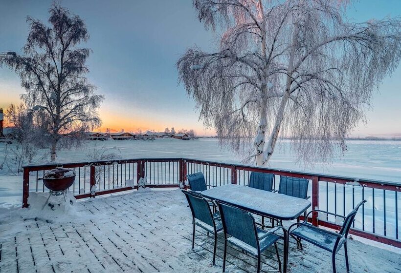 Lakefront Fairbanks Home W/ Private Beach!