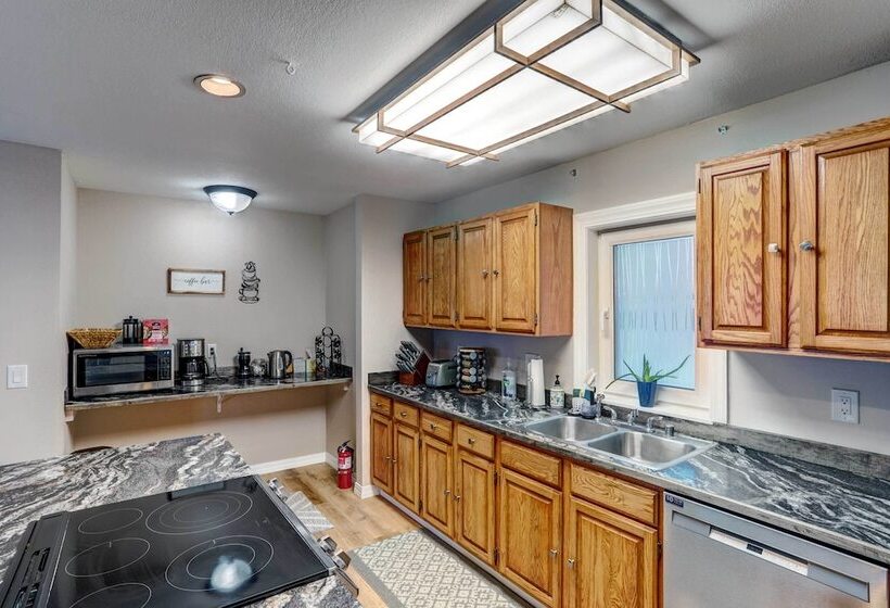 Lakefront Fairbanks Home W/ Private Beach!