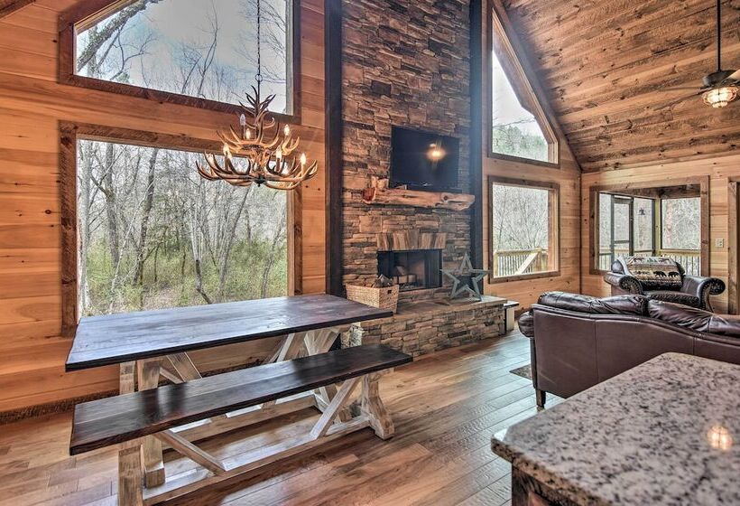 Modern Murphy Cabin W/ Nottely River Views!