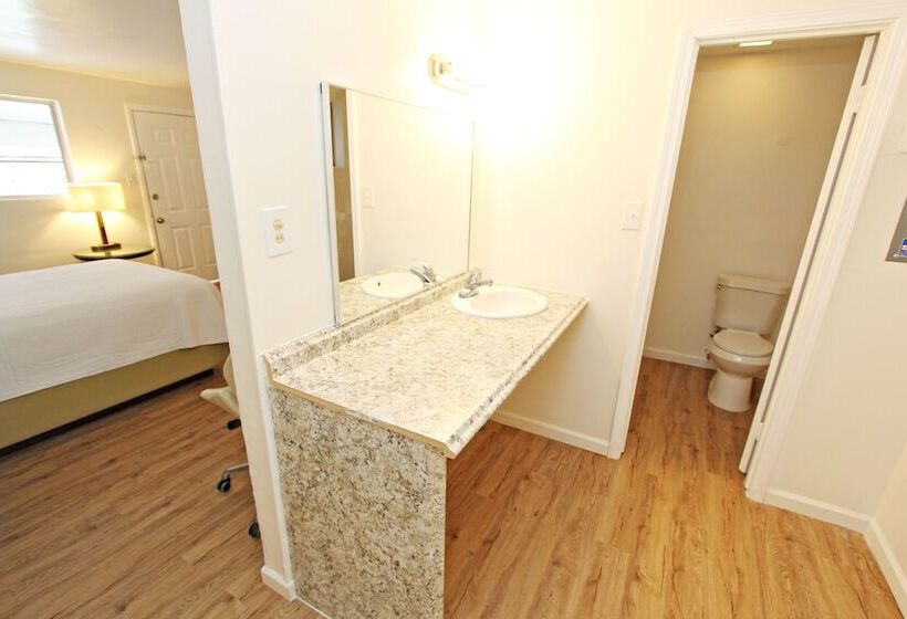 Мотель Cannon Inn