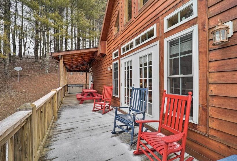 A Mountain Dream  In Vilas: Hike, Ski & Explore!
