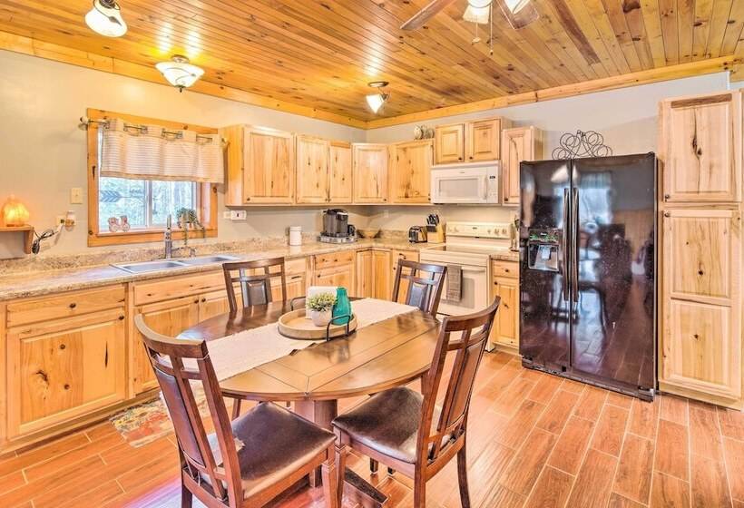 Penrose Home W/ Covered Deck + Fire Pit!