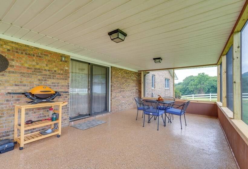 Serene Johnson City Home W/ Mountain Views