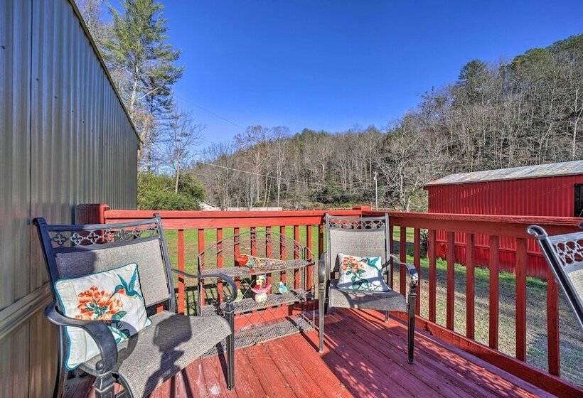 Bring A Pet: Smoky Mtn Vacation Rental W/ Yard!