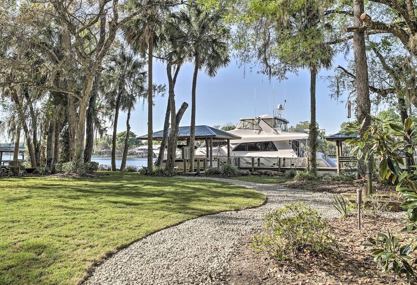 Waterfront Astor Studio Cabin W/ Private Boat Dock