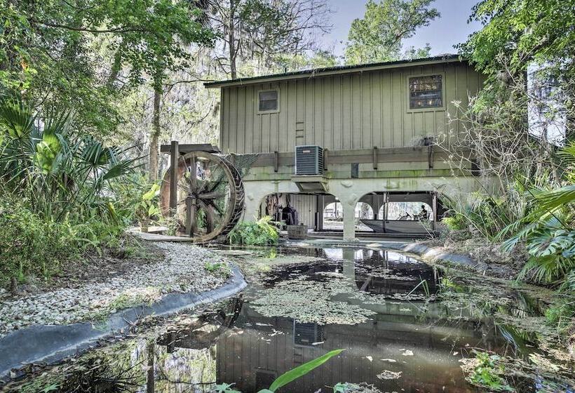 Waterfront Astor Studio Cabin W/ Private Boat Dock