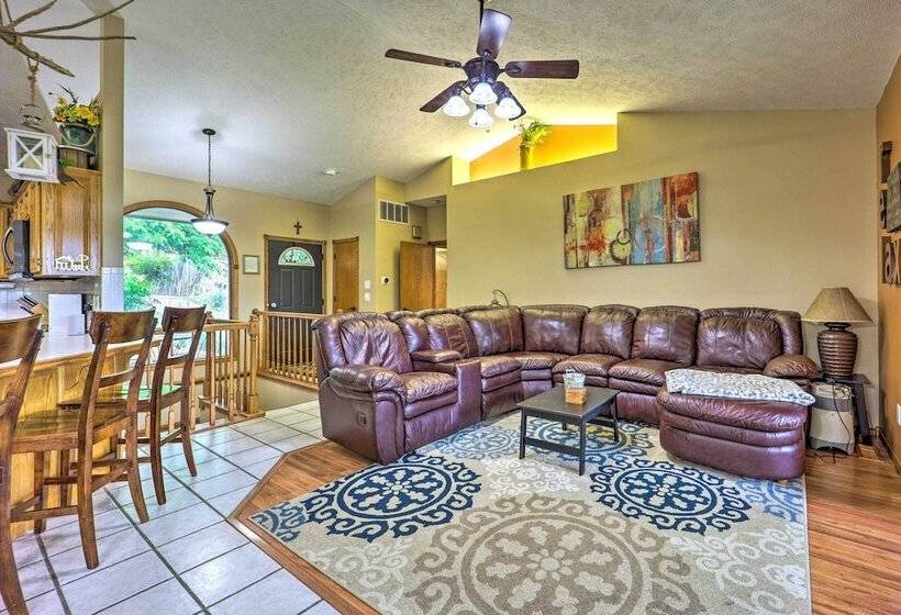 Waterfront Home On Beaver Lake W/ 2 Decks!