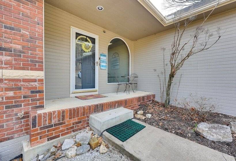 Waterfront Home On Beaver Lake W/ 2 Decks!