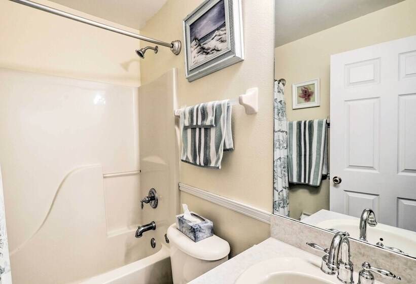 Bright Titusville Retreat W/ Lanai   Wfh Friendly!