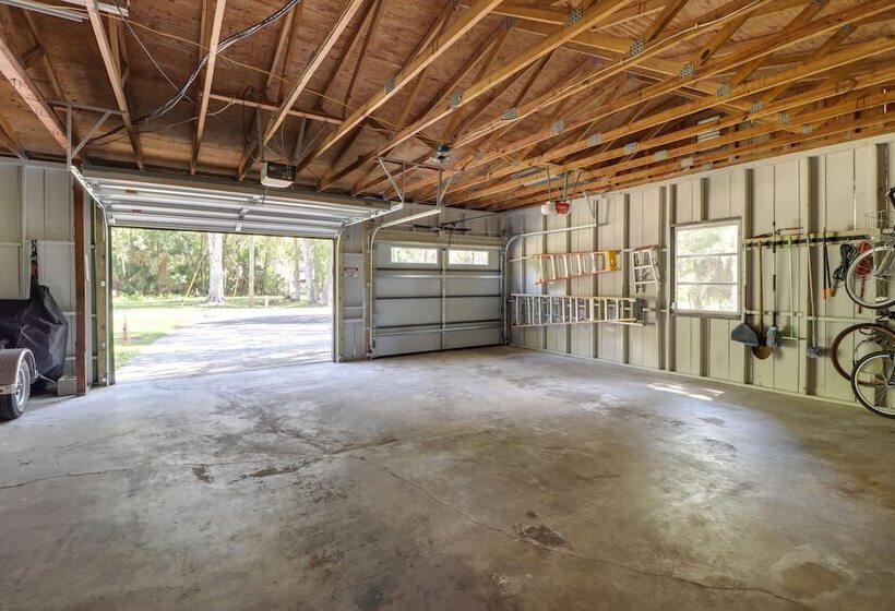 Charming Canalfront Retreat W/ Double Boat Slip!