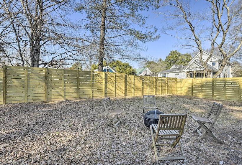 Charming Carrboro Home   Walk To Downtown!