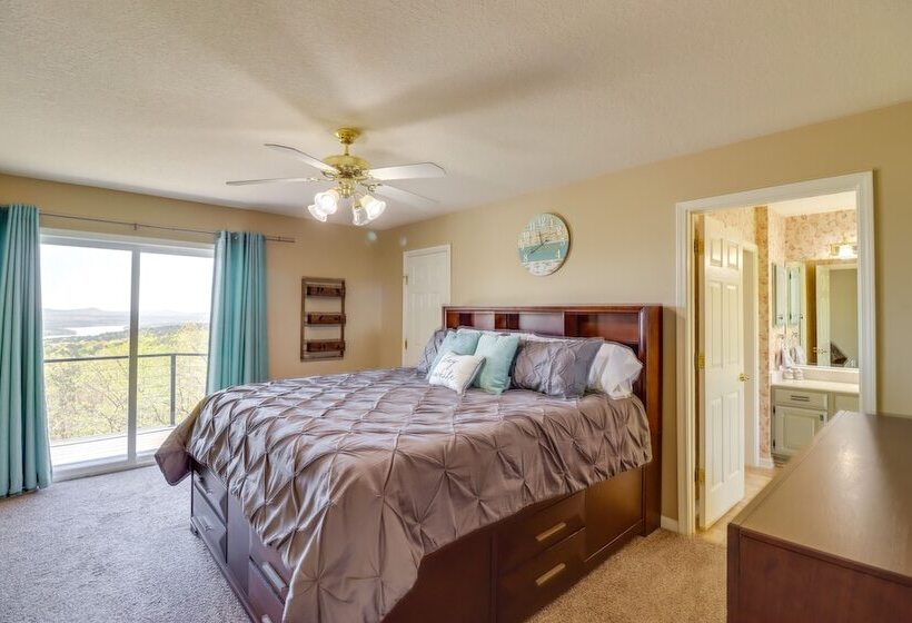 Charming Edgemont Home W/ Deck & Lake Views!