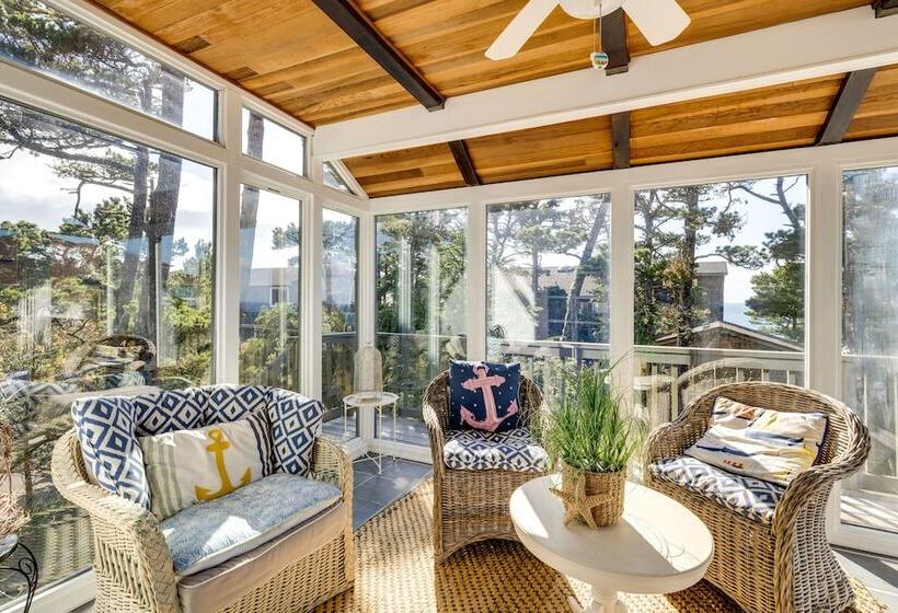 Coastal Tillamook Vacation Rental: Ocean Views!