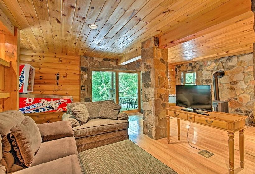 Fire Pit & Hot Tub: Poconos Family Cabin!