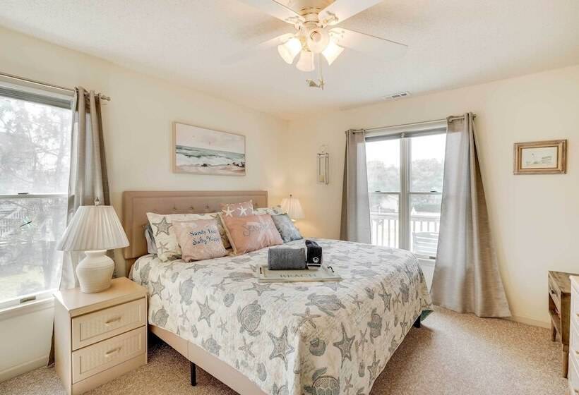 Dunn Dreamin : Hot Tub, Pirate Fort, & Fire Pit!