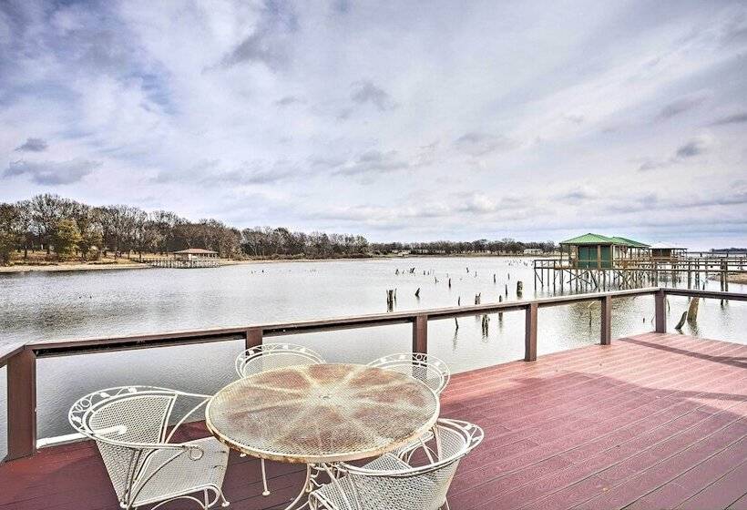 Family Alba Home W/ Boat Dock On Lake Fork!