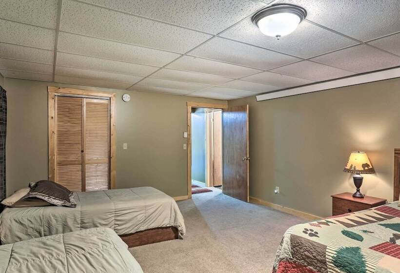 Hill City Log Cabin W/ On Site Trout Fishing!