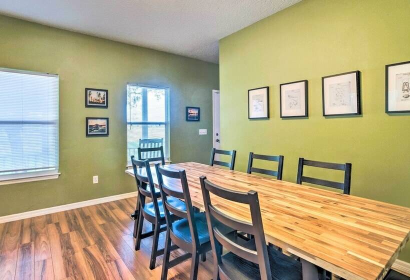 Lovely Hawthorne Home W/ Private Boat Dock!