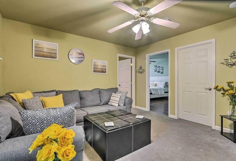 Navarre Beach House: Minutes To Restaurants!
