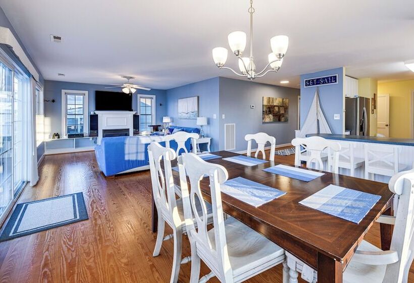 Potomac Waterfront Retreat W/ Dock & Kayaks