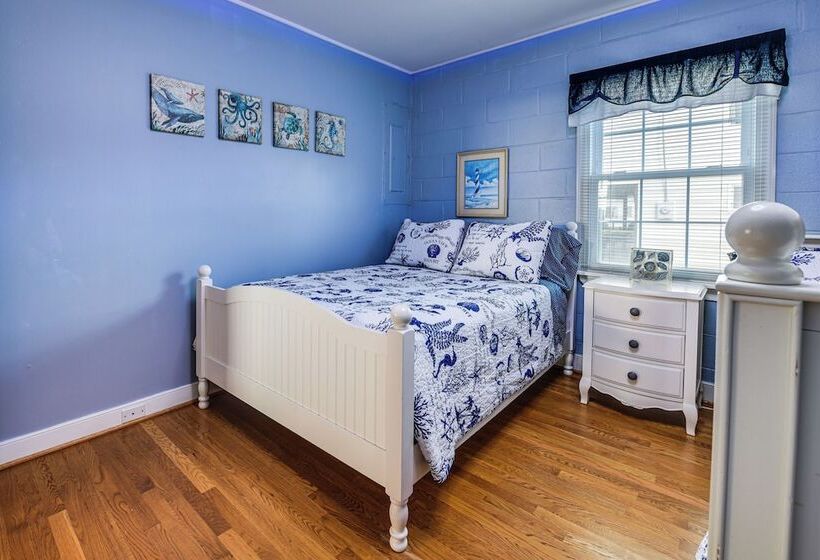 Potomac Waterfront Retreat W/ Dock & Kayaks