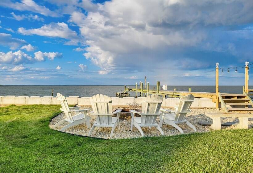 Potomac Waterfront Retreat W/ Dock & Kayaks