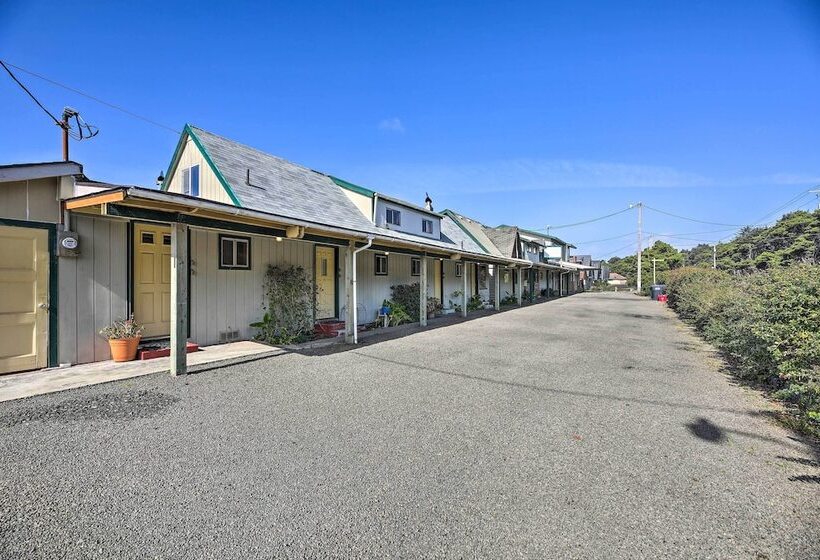 Sanderling Sea Cottages, Unit 2: Walk To Coast!