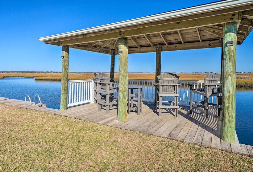 Stunning Surf City Home On Canal W/ Game Room!