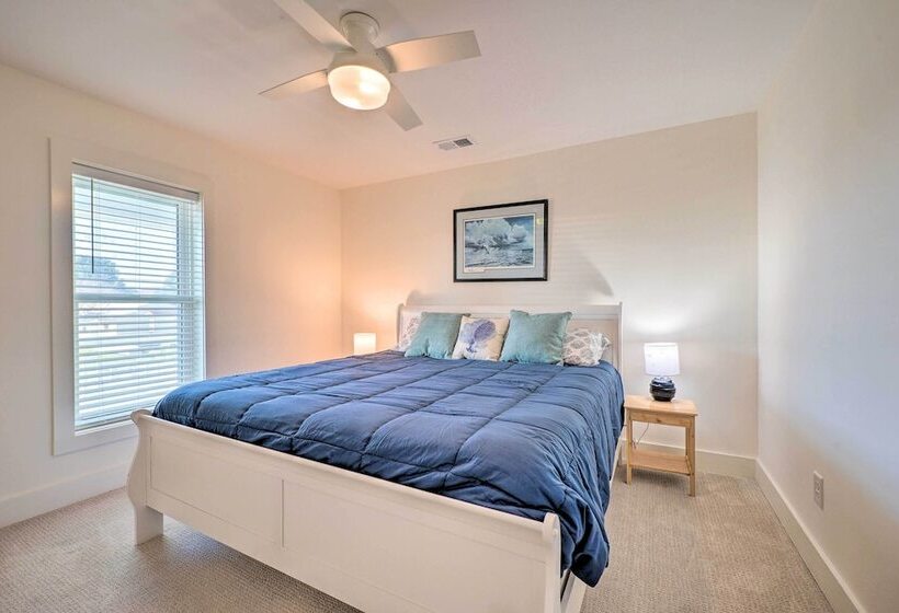 Stunning Surf City Home On Canal W/ Game Room!