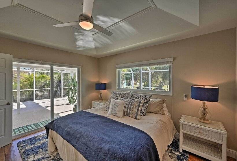 Sunny Marco Island Oasis < 2 Miles To Beach!