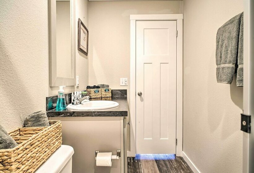 The Quail   Silver City Retreat With Views!