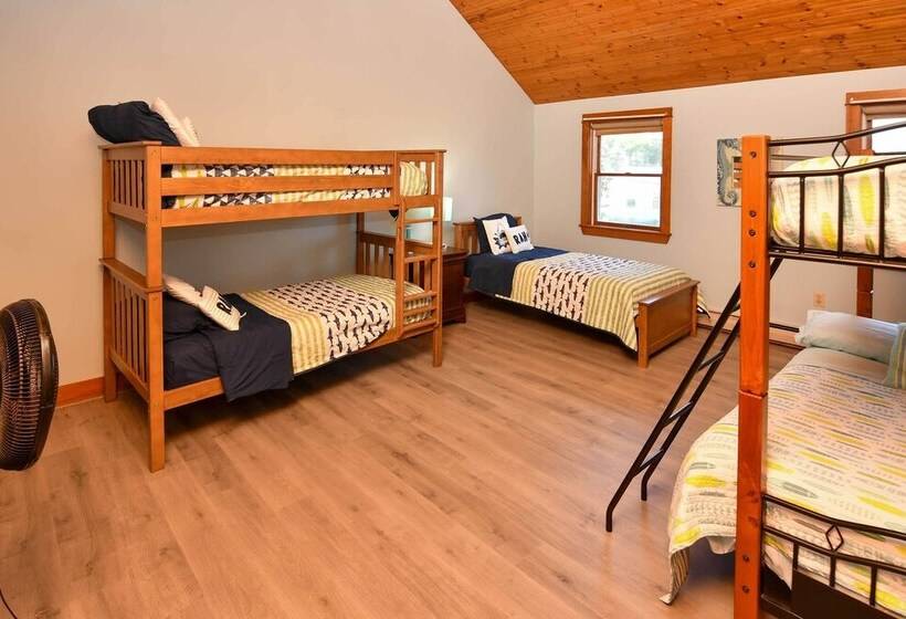 6br Biddeford Home; Steps To Hills Beach
