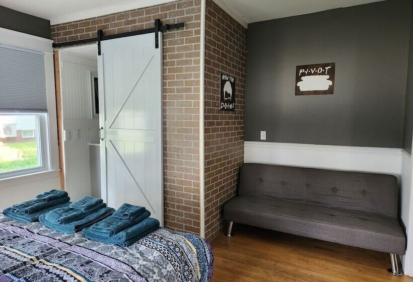 And. N B&b