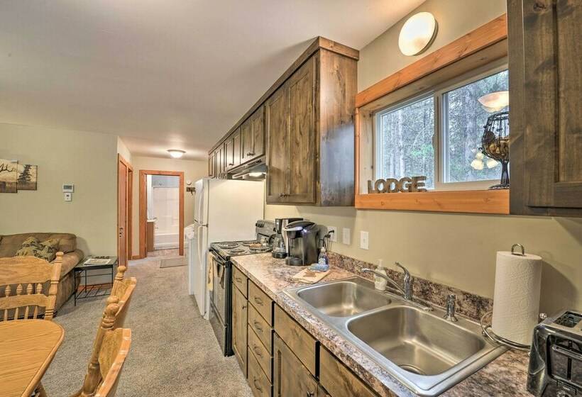 Family Cabin W/ Fire Pit   25 Miles To Yellowstone