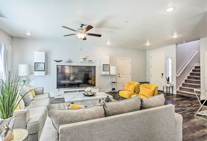 Fresno Home W/ Grill   9 Mi To Downtown