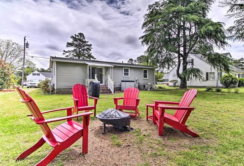 Home On Chesapeake Bay: Large Yard, Fire Pit