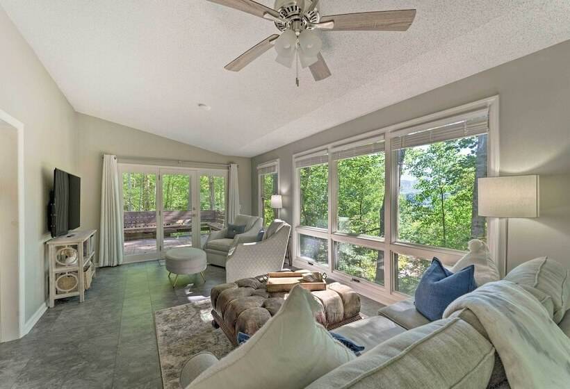 Peaceful Moravian Falls Cabin Near Fishing!