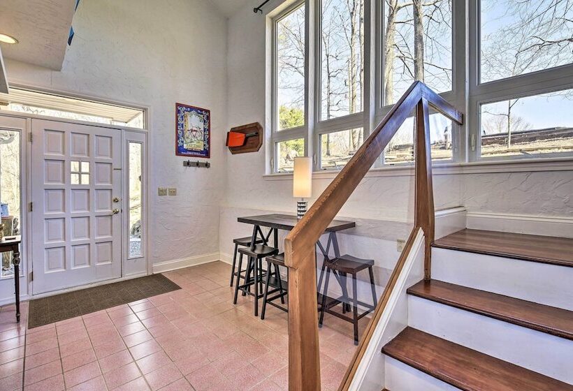 Pet Friendly Cabin W/ Dock On Claytor Lake!