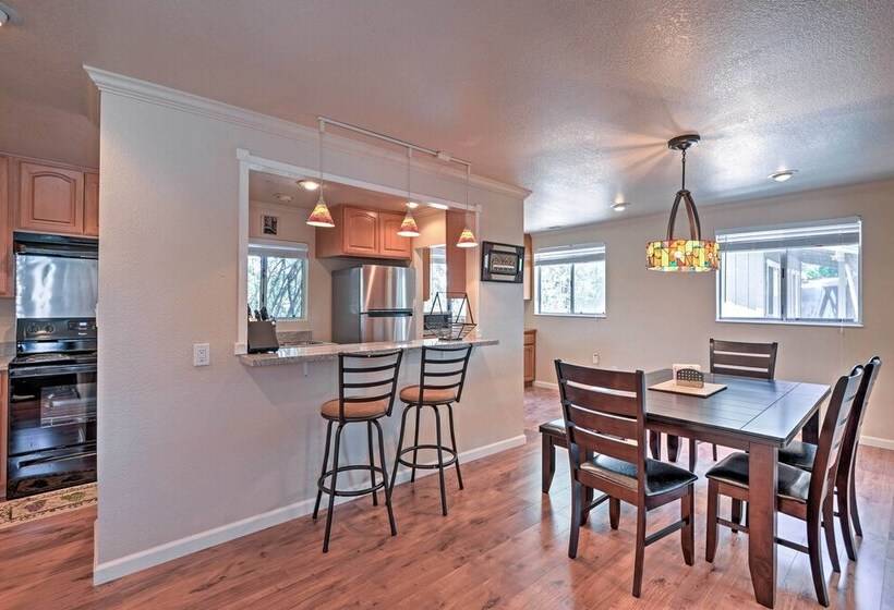 Remodeled & Cozy Gilroy Guest House Near Downtown!