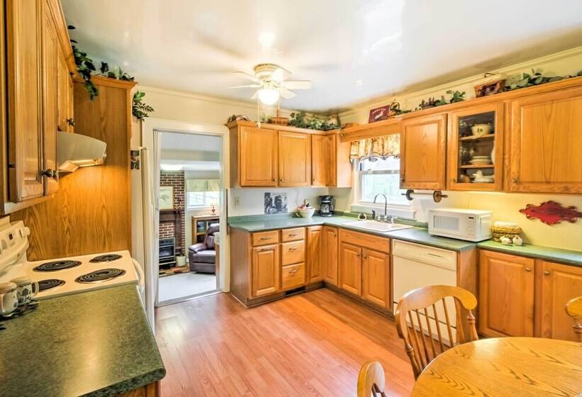 Scenic Canton Home W/ Sunroom   Near Asheville!