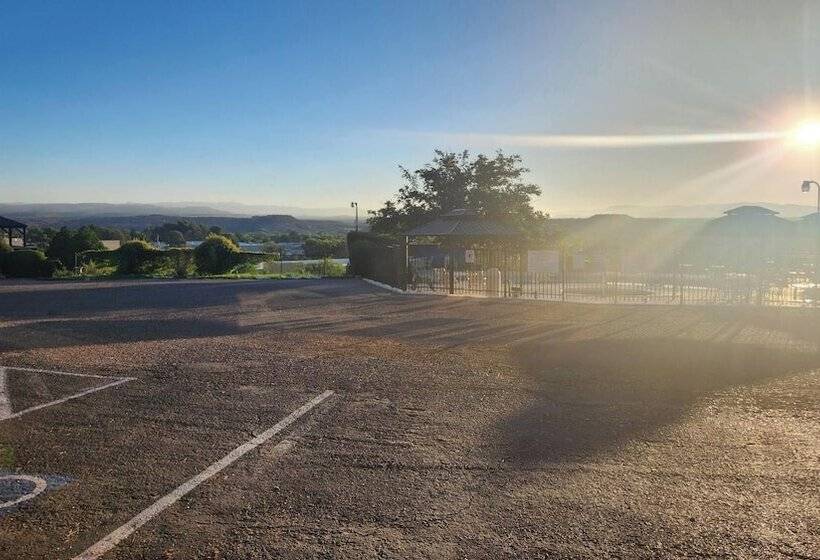 The View Motel