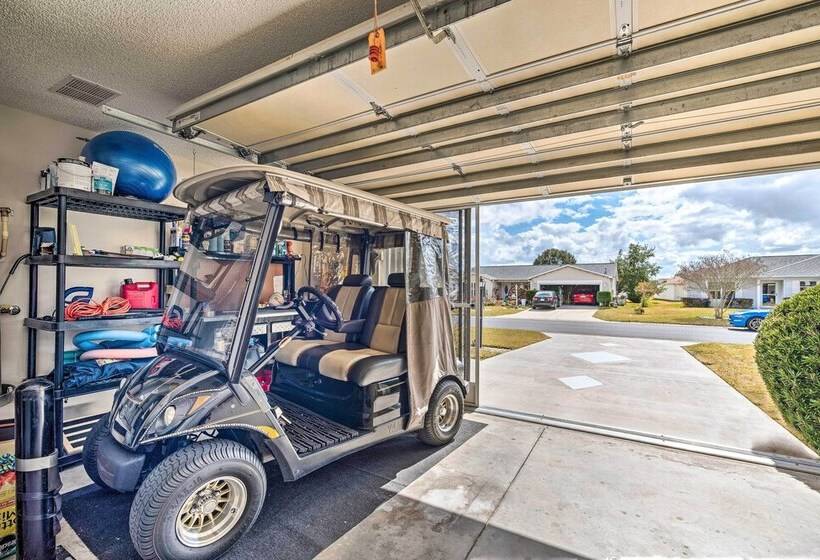 Home In The Villages W/ Lanai & Private Hot Tub!