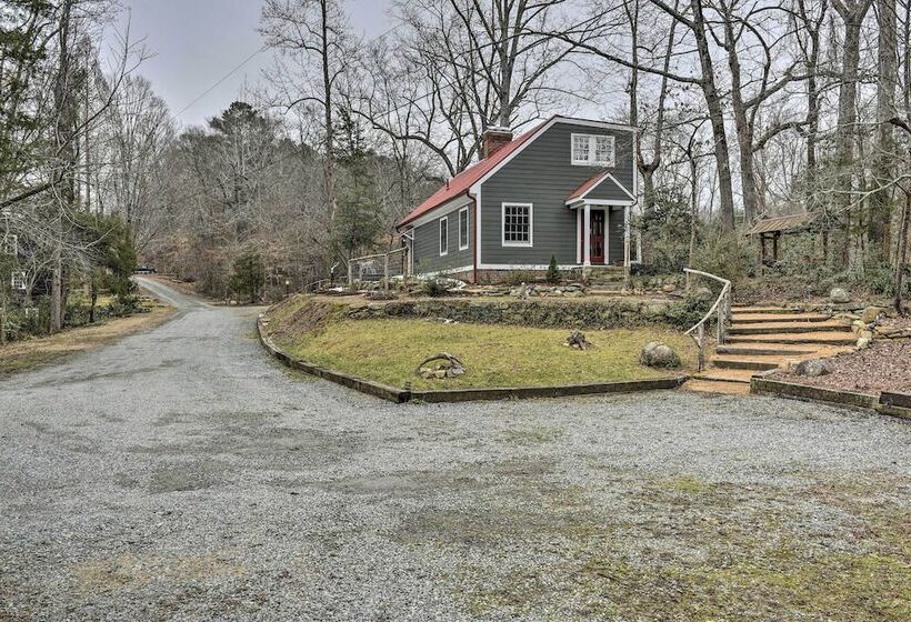 Warm + Peaceful Home W/ Fire Pit On Haw River
