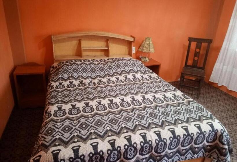 مسافرخانه Puerto Alegre Copacabana