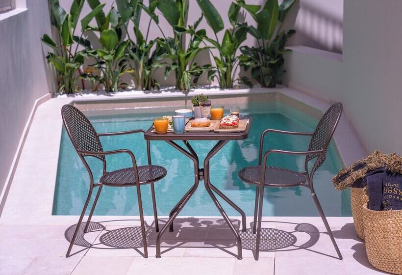 هتل Argostoli Essence Suites