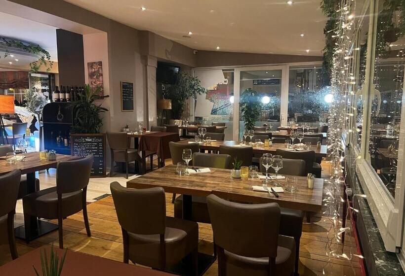 هتل Auberge La Veranda