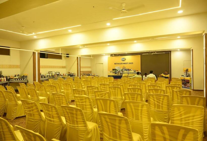 בית מלון כפרי Center Point